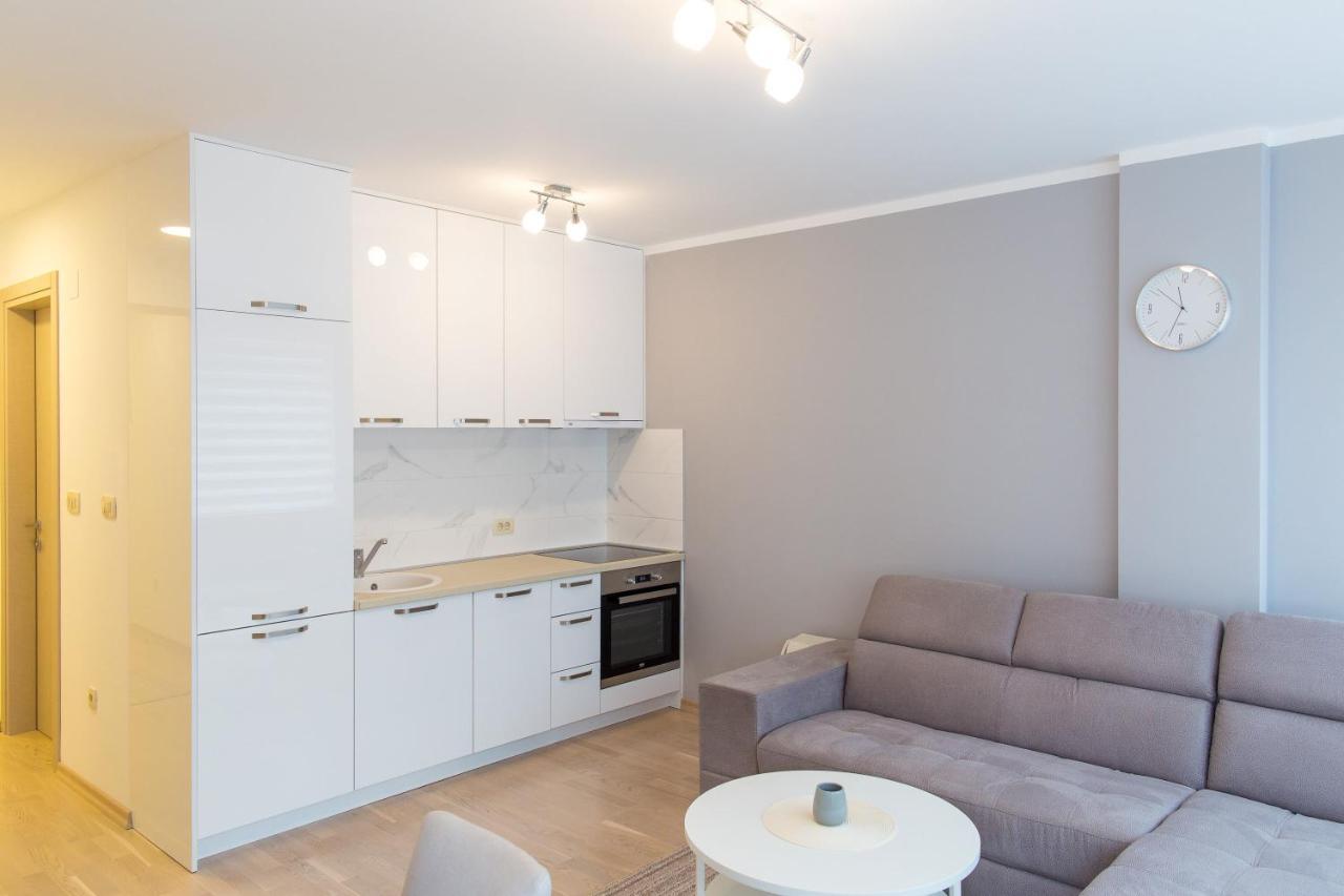 Apartment A10